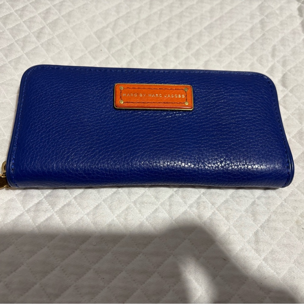 Marc by Marc Jacobs Zip Around Wallet Royal Blue & Orange Gold Zipper